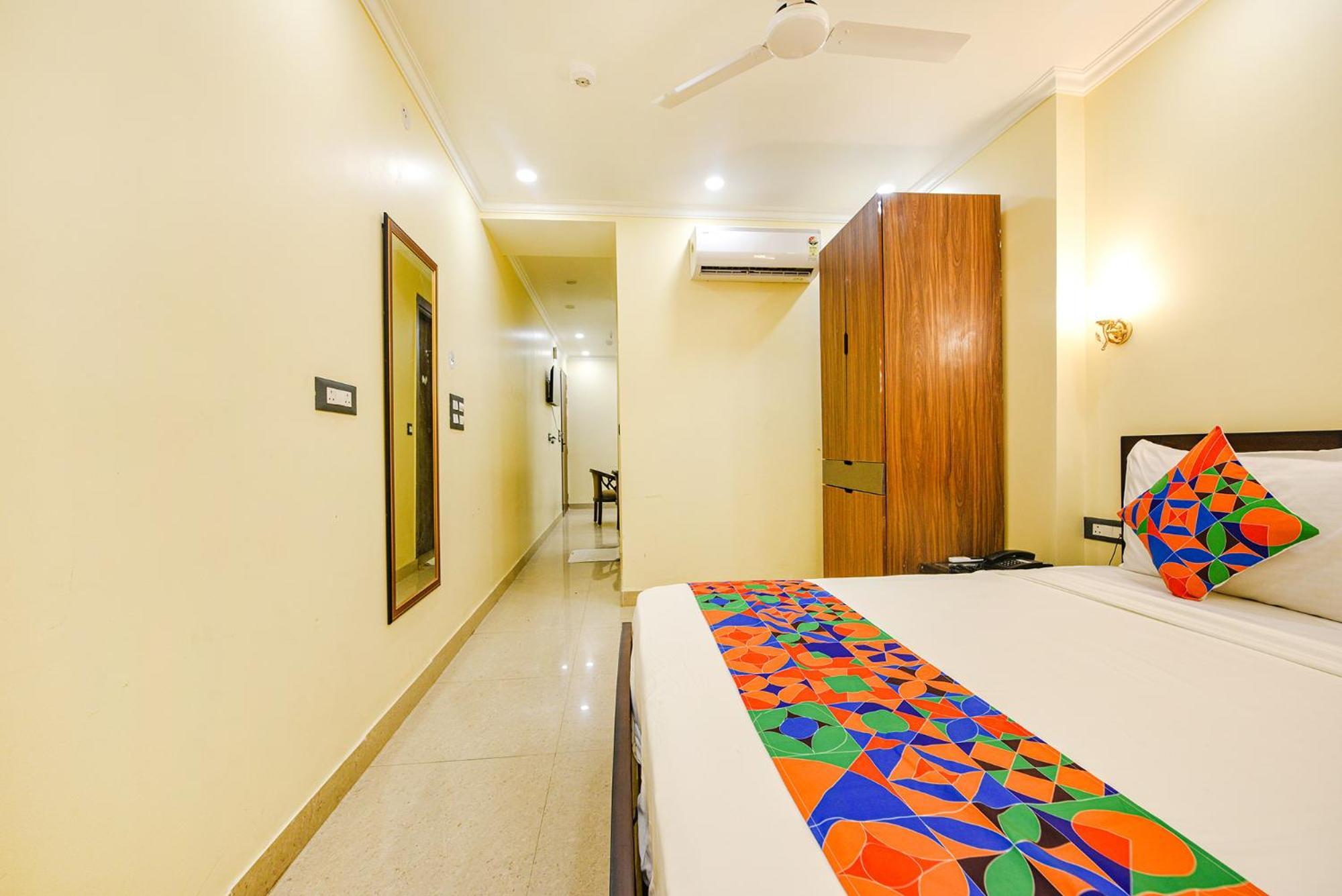 Fabhotel Prime Apple Tree Residency Нью-Дели Экстерьер фото