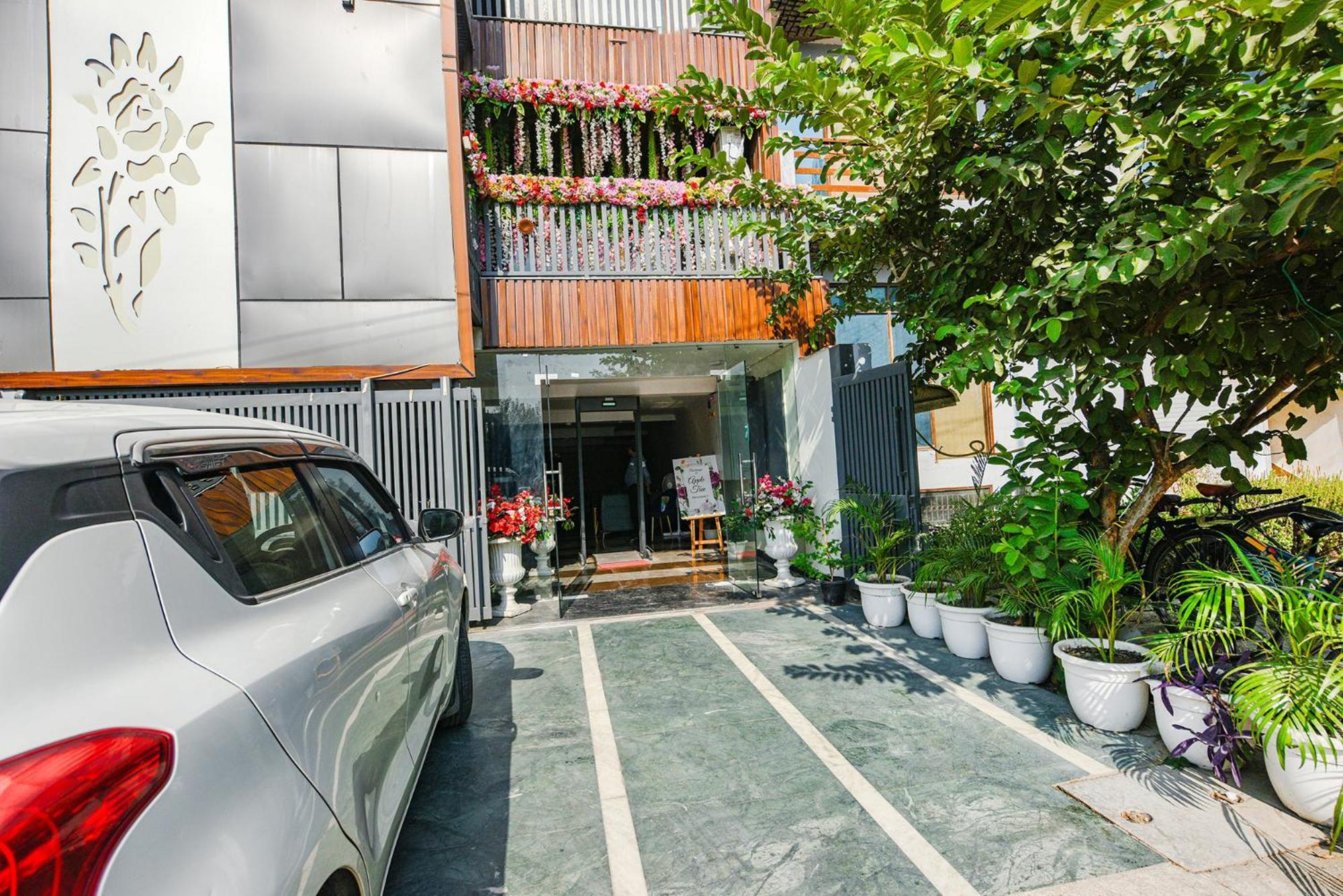 Fabhotel Prime Apple Tree Residency Нью-Дели Экстерьер фото