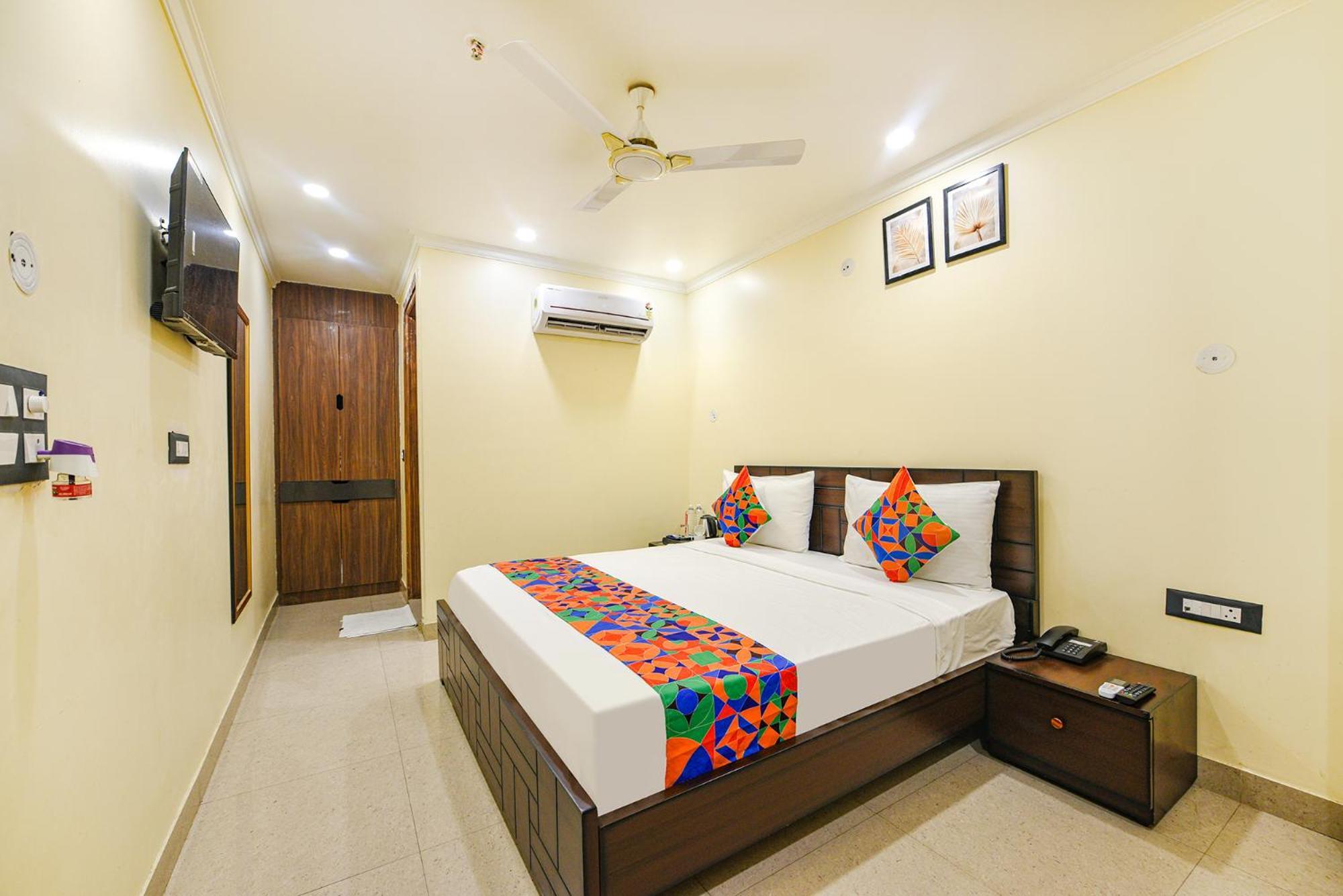 Fabhotel Prime Apple Tree Residency Нью-Дели Экстерьер фото