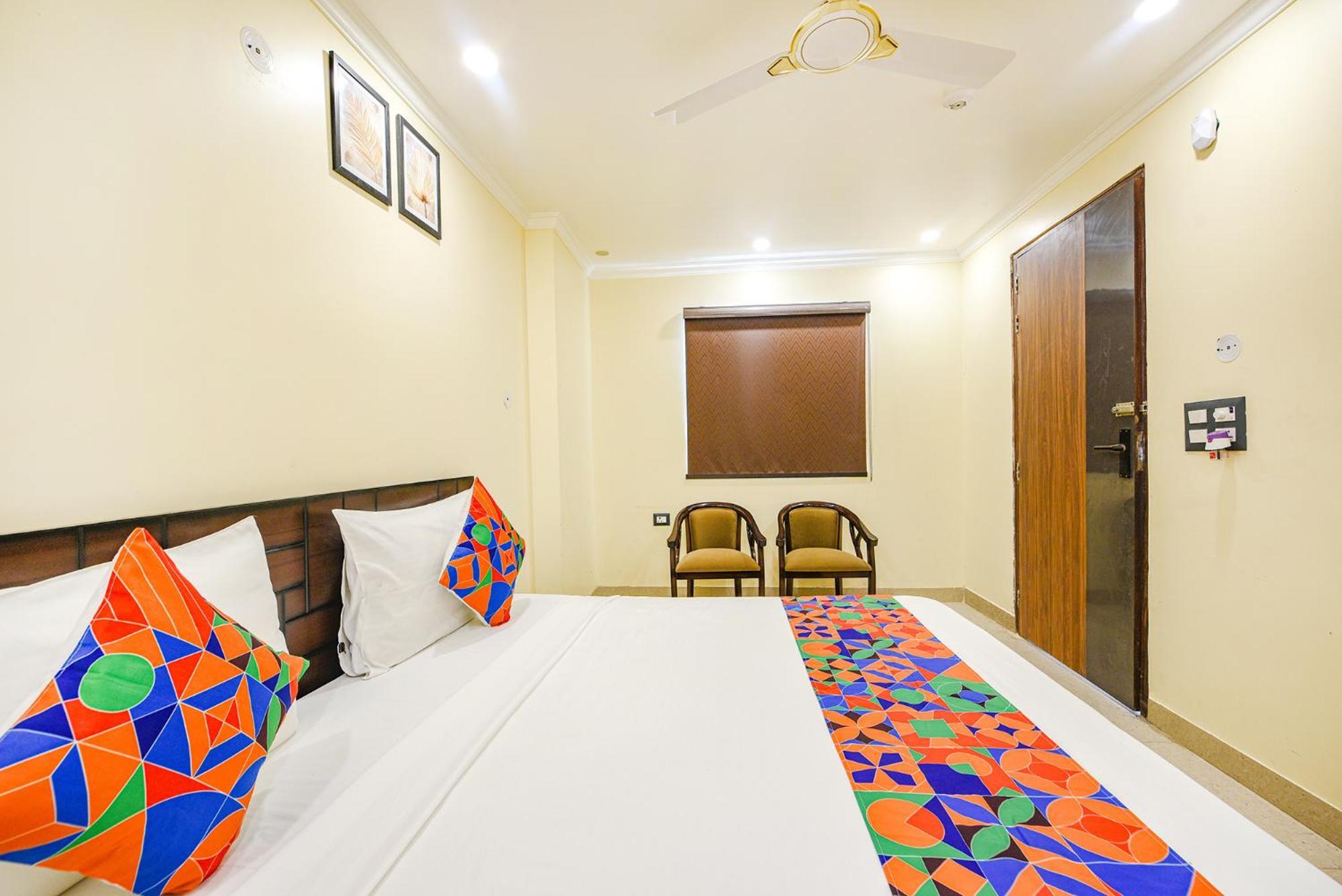 Fabhotel Prime Apple Tree Residency Нью-Дели Экстерьер фото